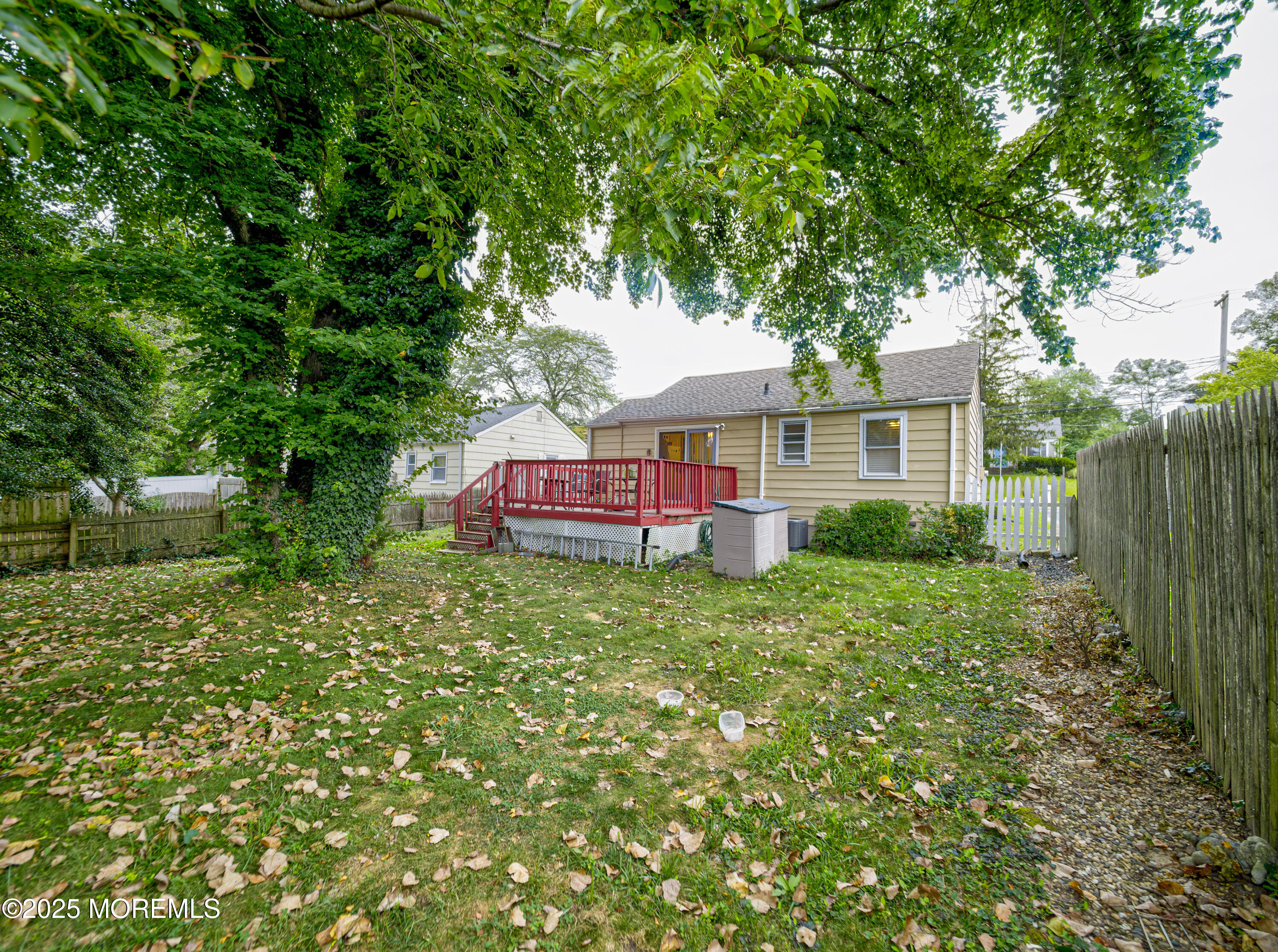 327 W Sylvania Avenue
