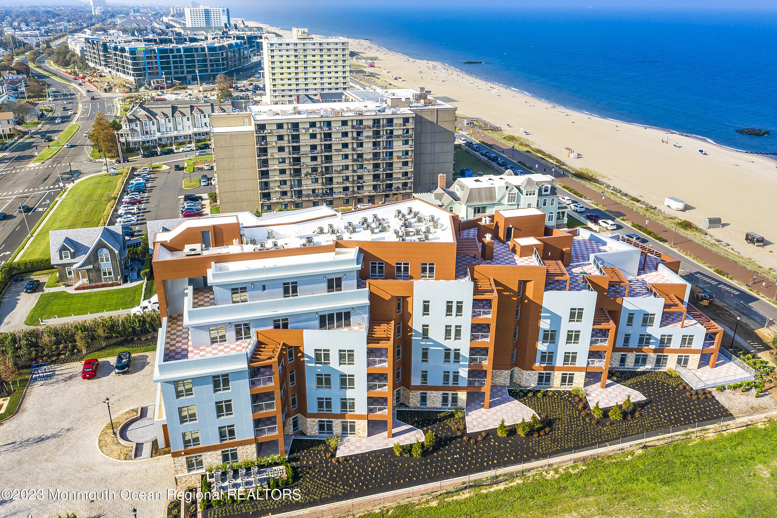 345 Ocean Boulevard, 101
