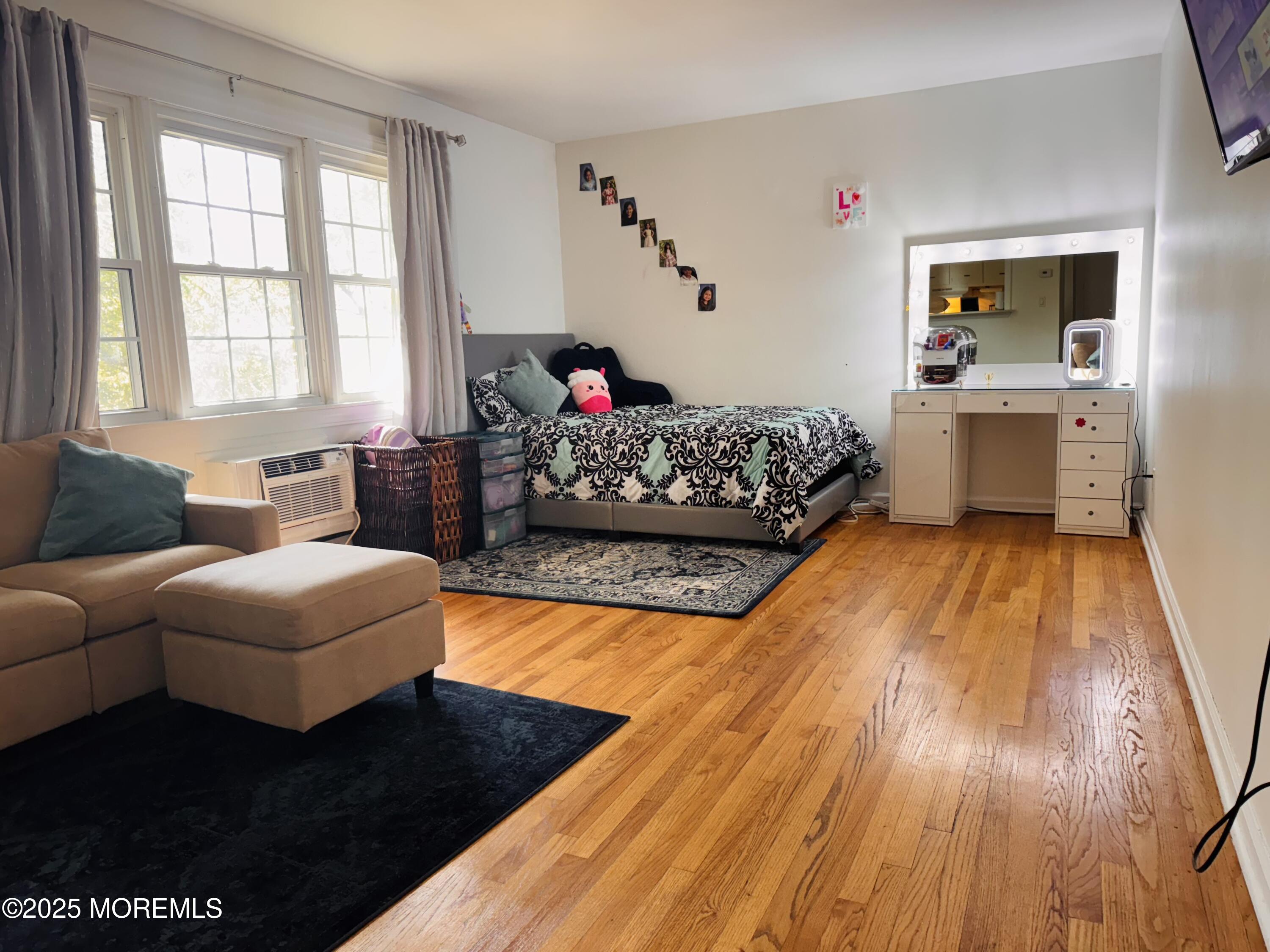 364 Westwood Avenue 21
