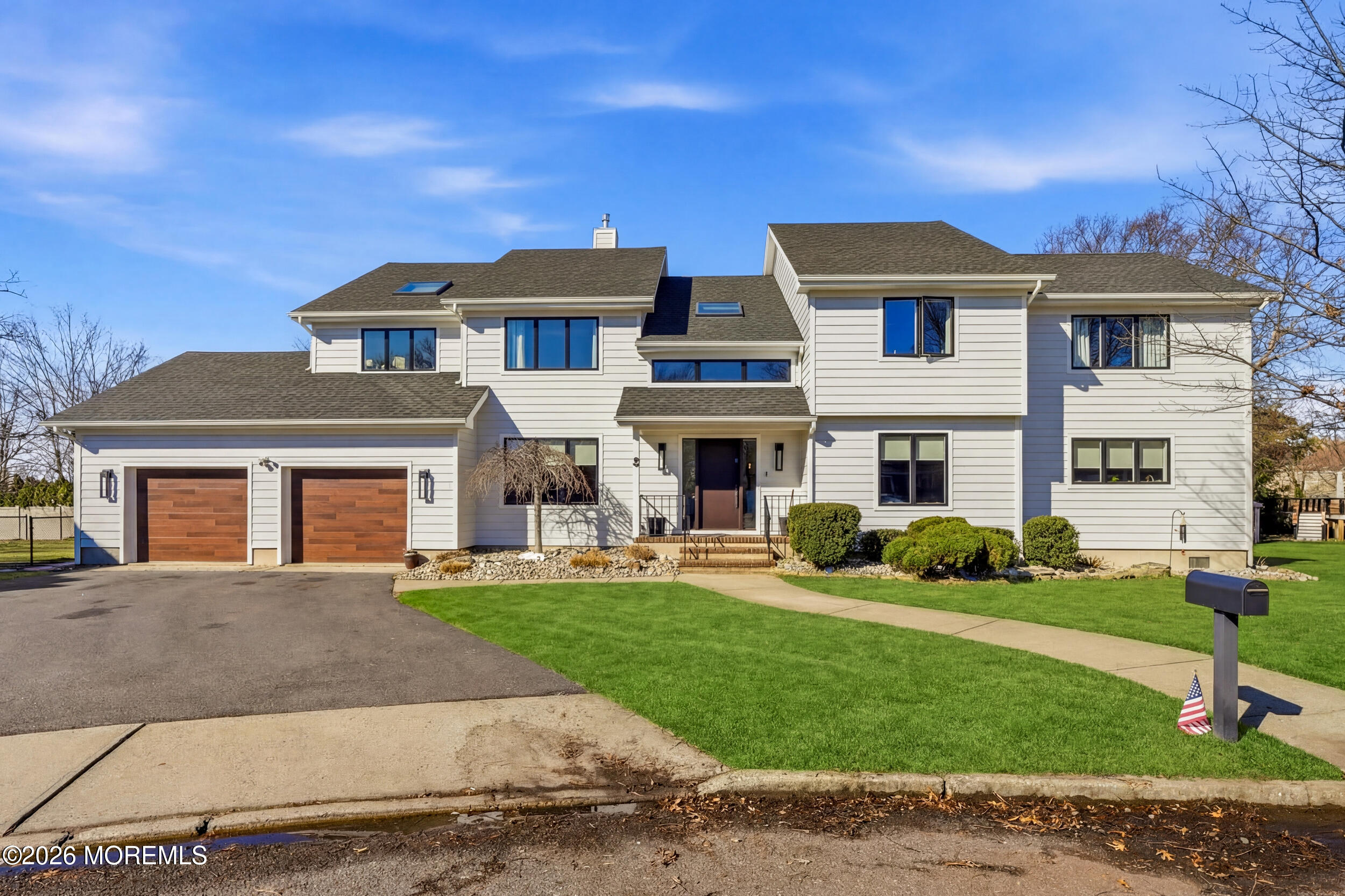 8 Jackson Court