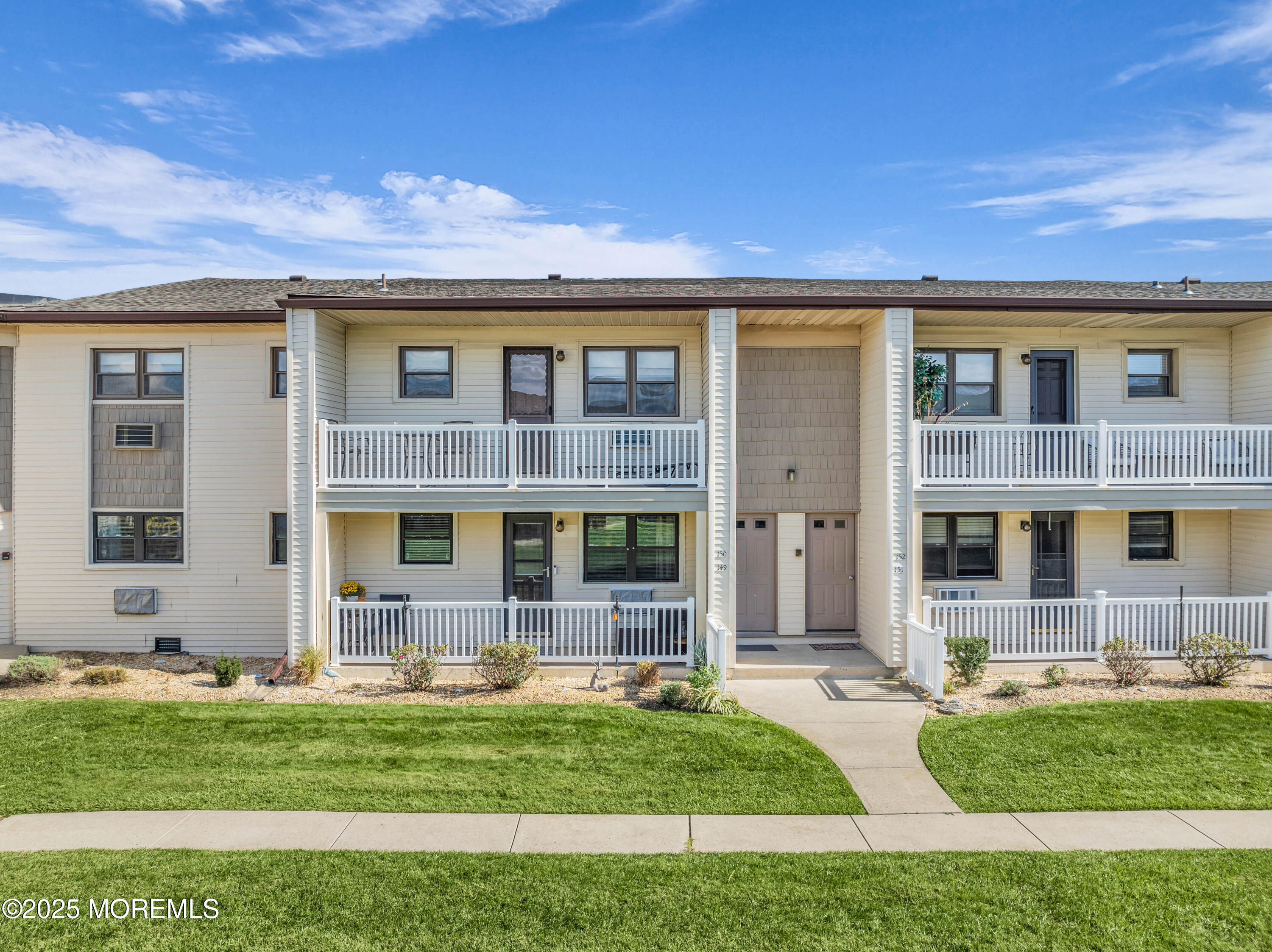 149 Wharfside Drive 705