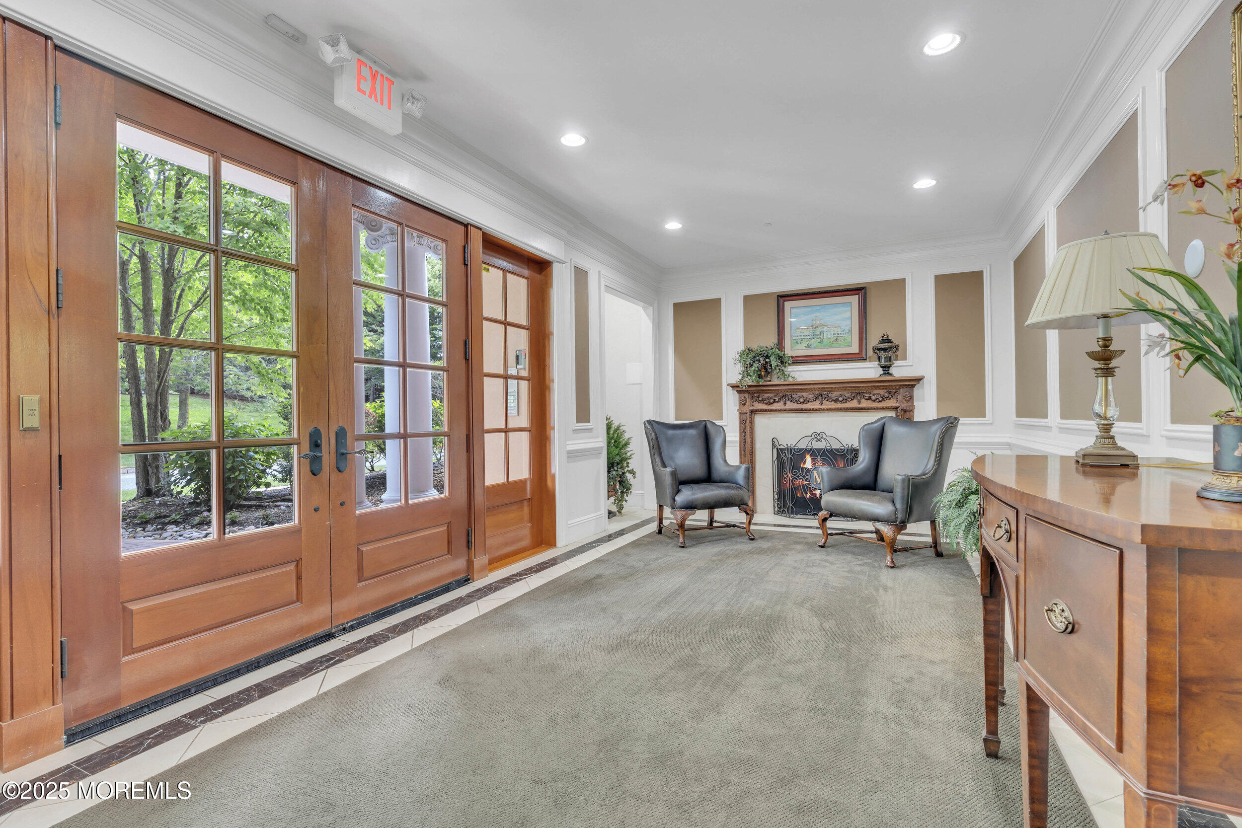 1021 Oval Road 1021