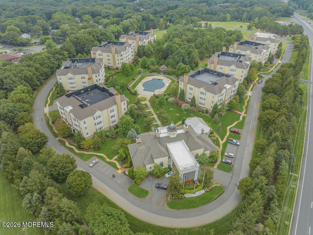 1021 Oval Road 1021
