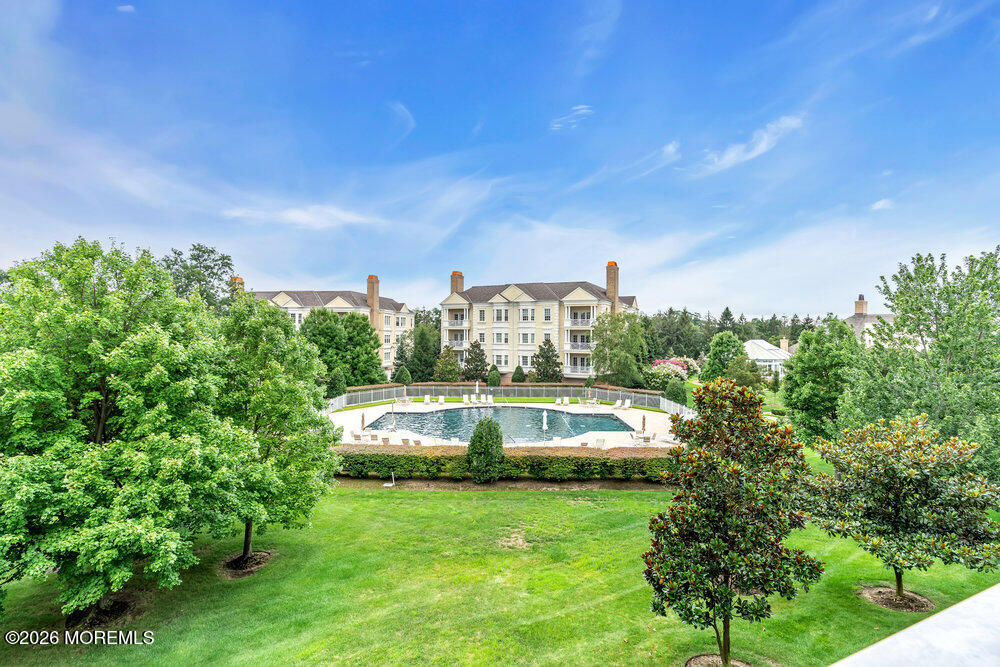 1021 Oval Road 1021