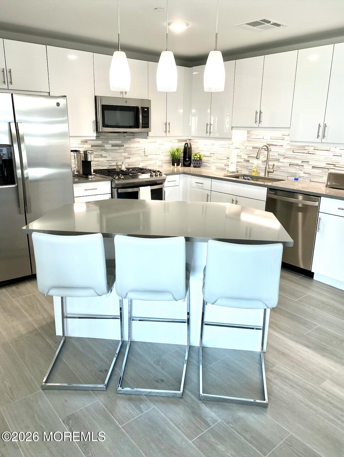 345 Ocean Boulevard 304