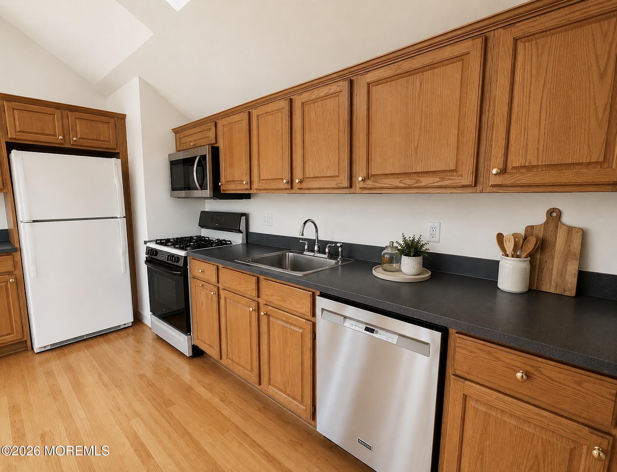 111 Brighton Avenue 2S Studio