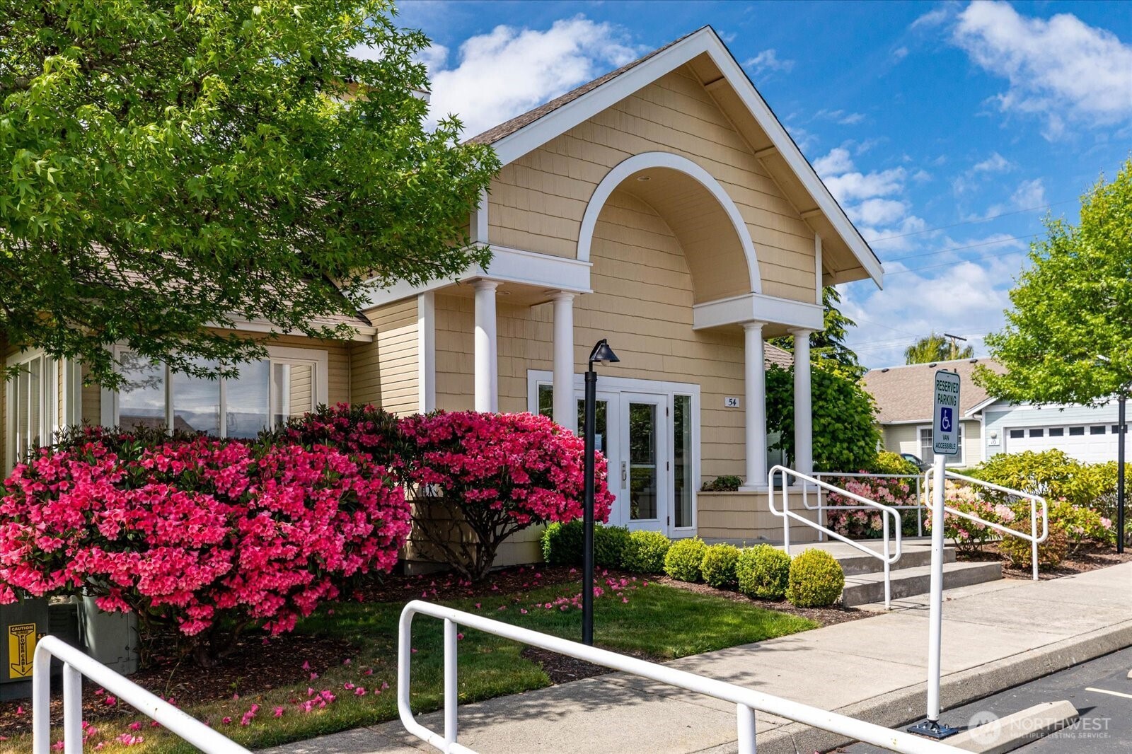 161 W Whidbey Ave Unit: 5