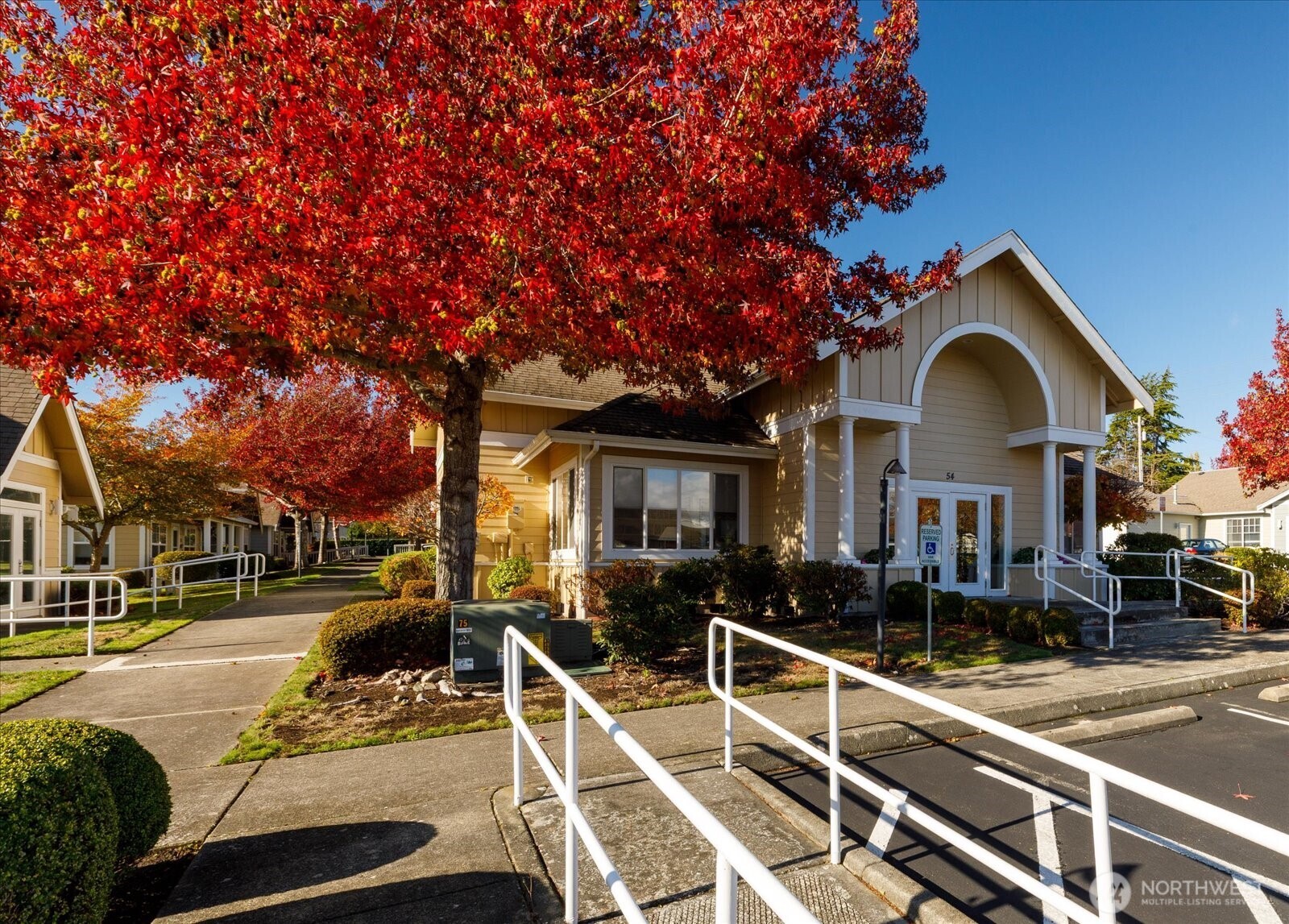 161 W Whidbey Ave Unit: 5