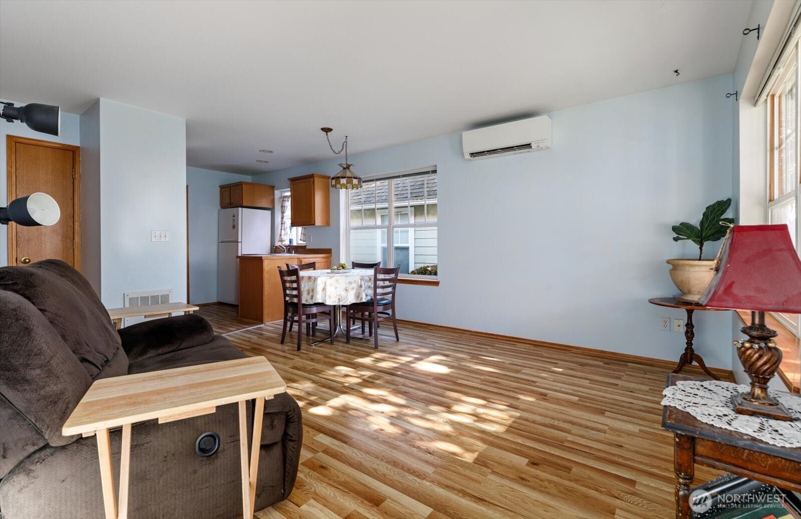 161 W Whidbey Ave Unit: 5