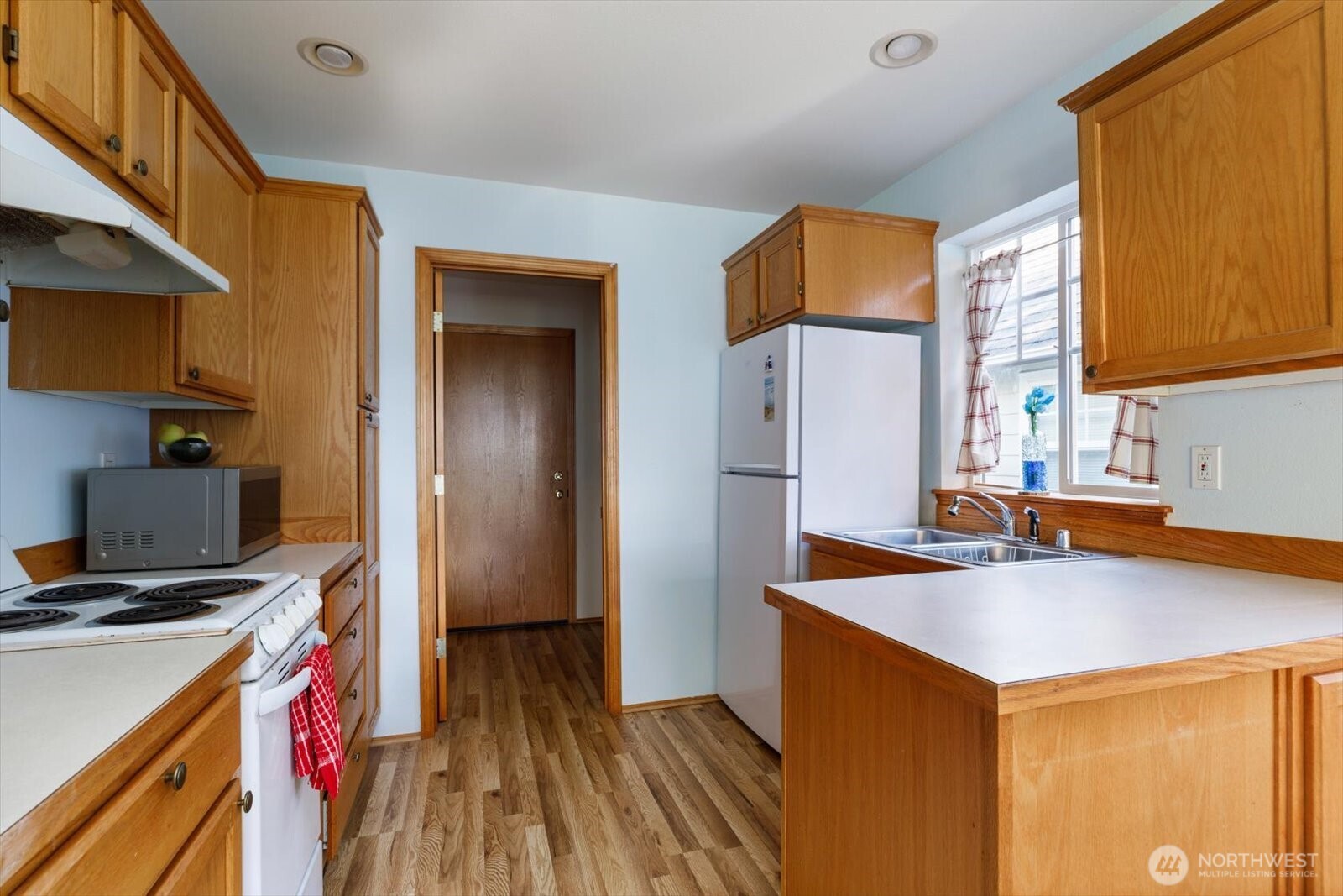 161 W Whidbey Ave Unit: 5