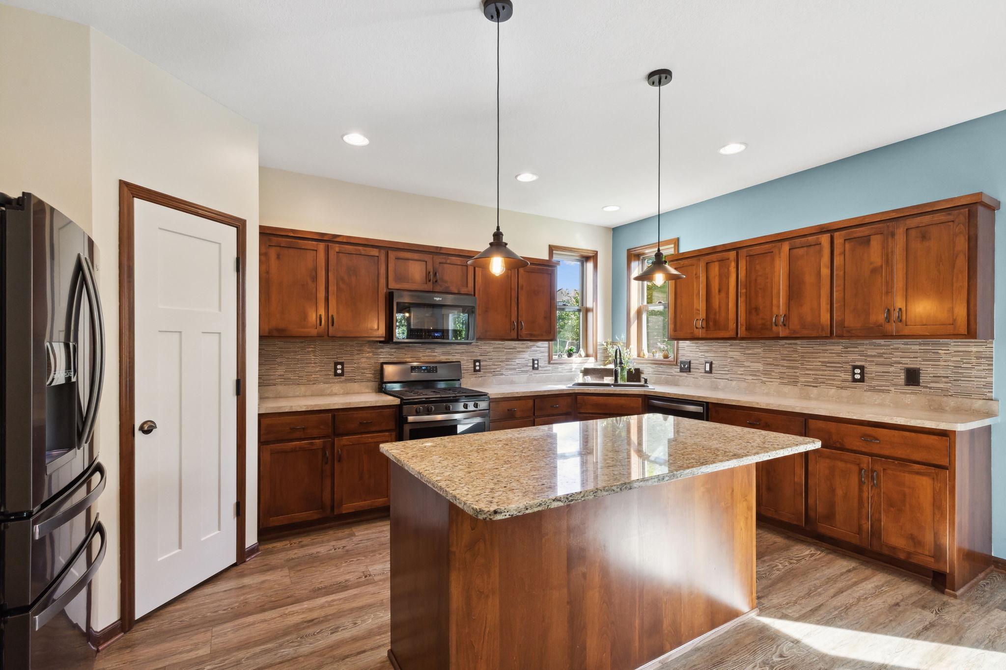 7485 Quigley Avenue NE