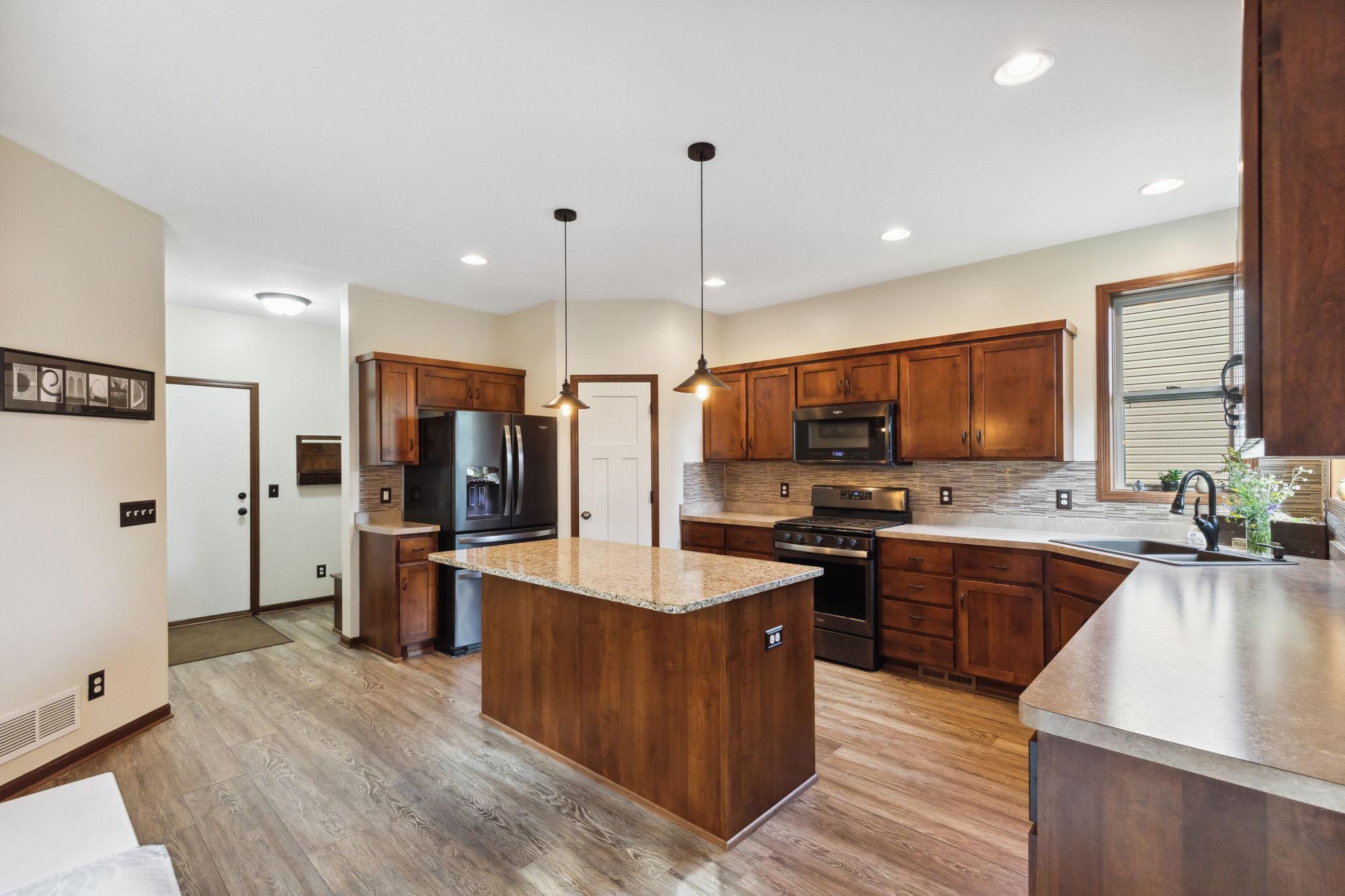 7485 Quigley Avenue NE