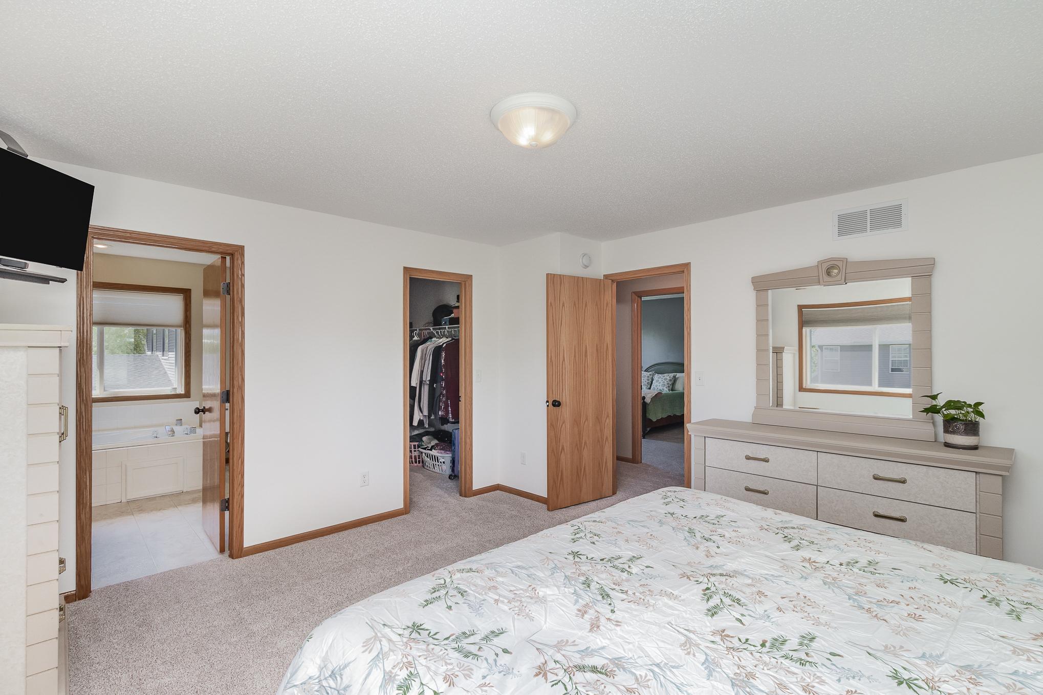2127 Ormond Drive