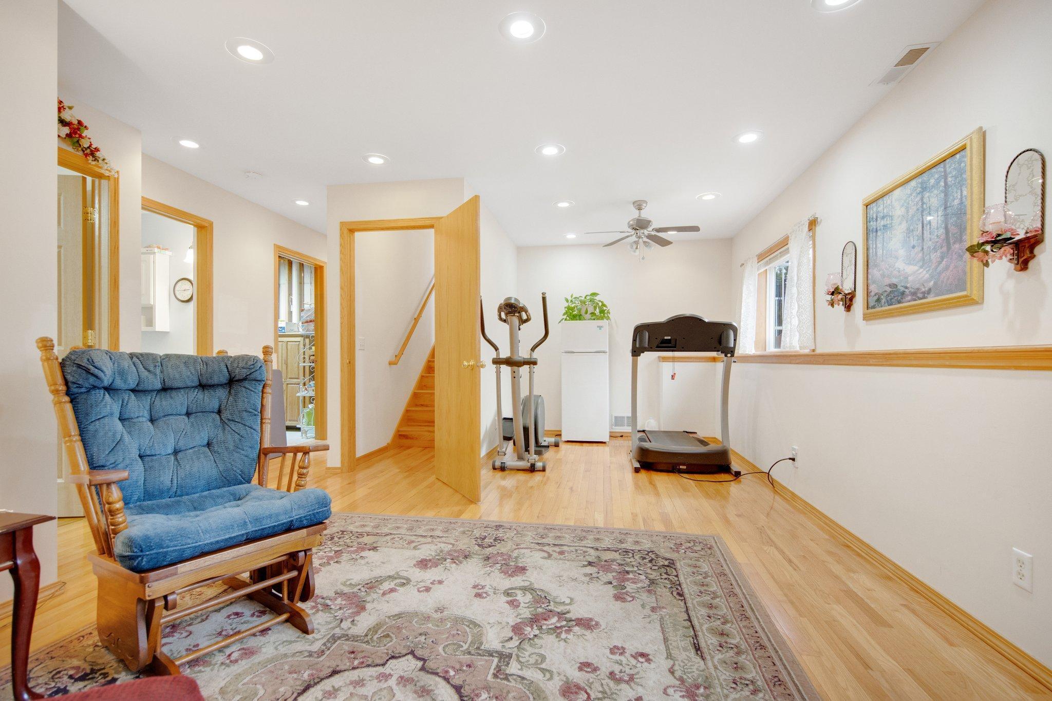 12259 194th Avenue NW