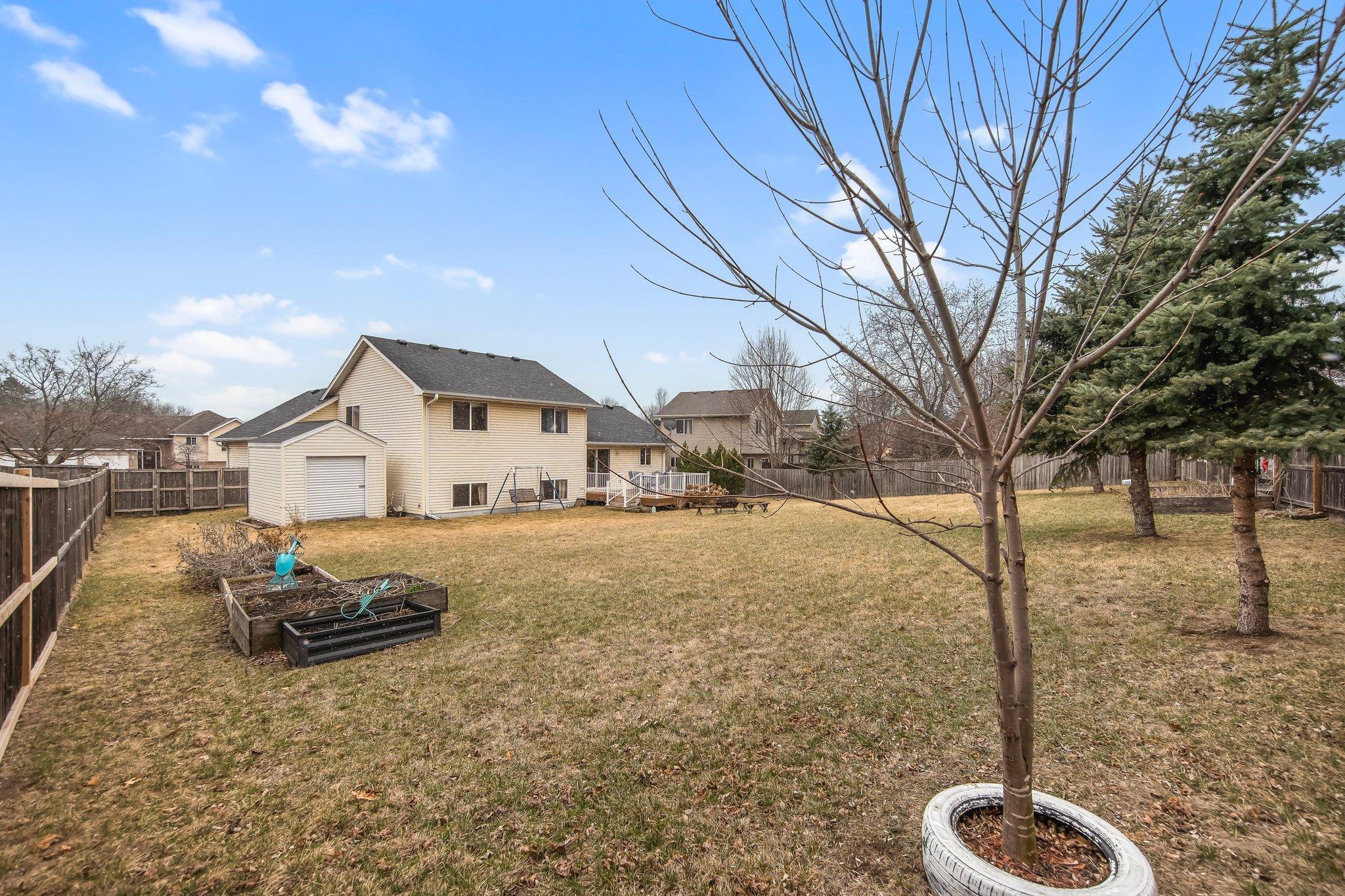 12259 194th Avenue NW