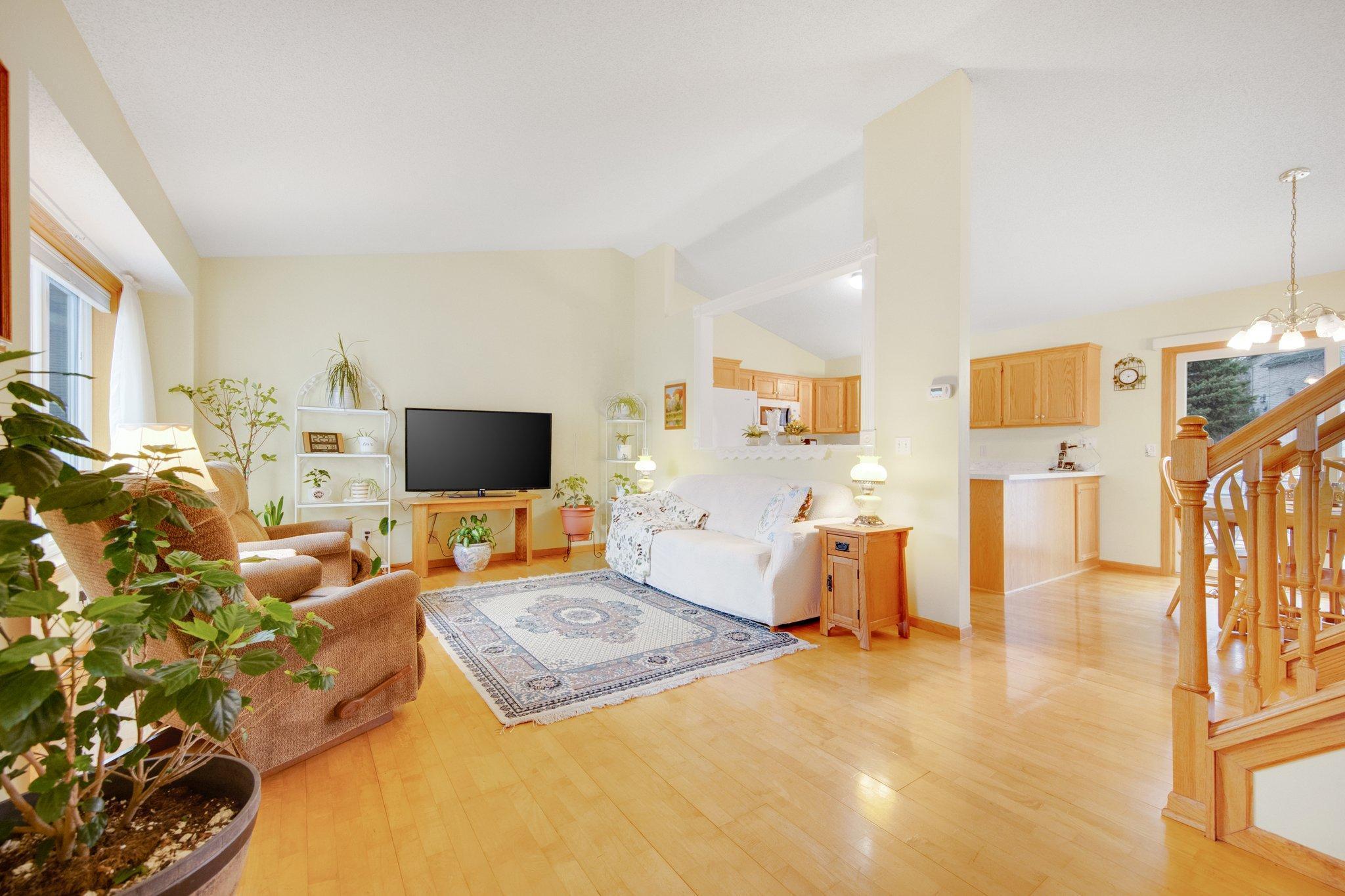 12259 194th Avenue NW