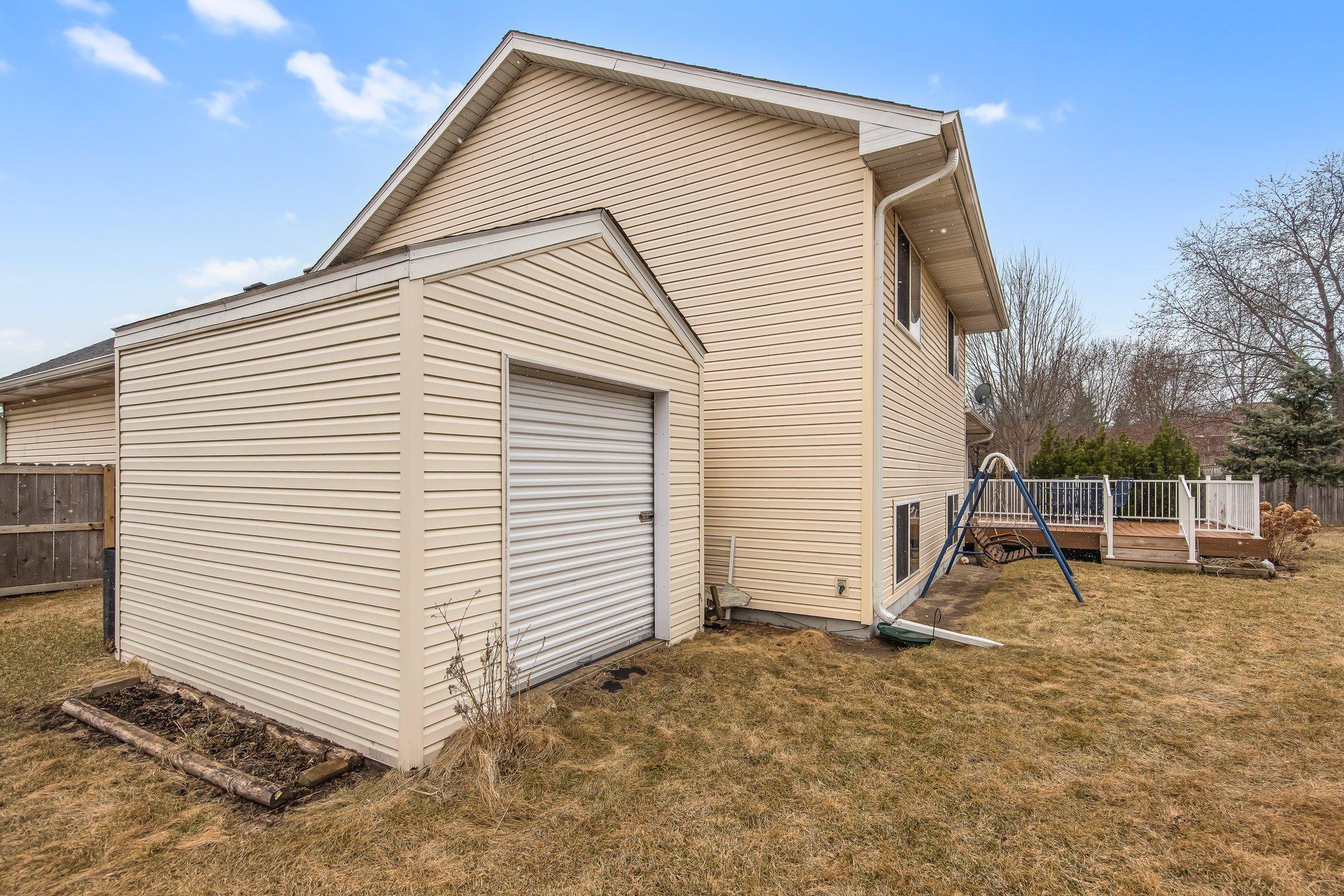 12259 194th Avenue NW