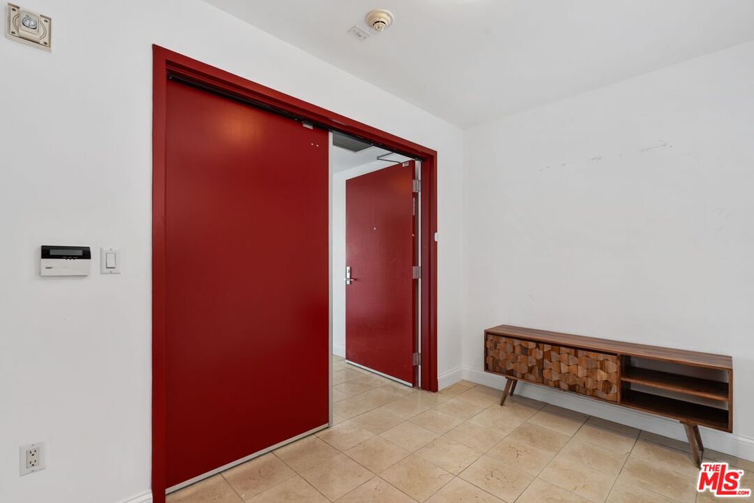 10800 Wilshire Blvd Unit: 702