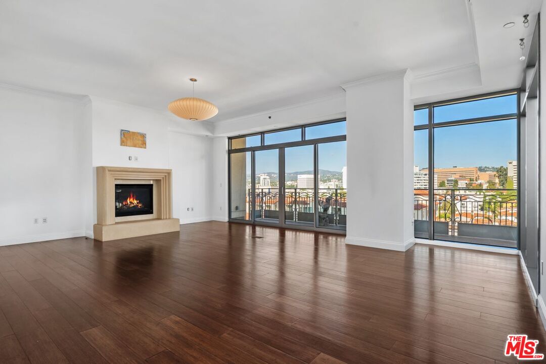 10800 Wilshire Blvd Unit: 702