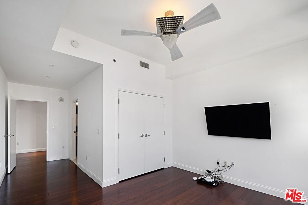 10800 Wilshire Blvd Unit: 702