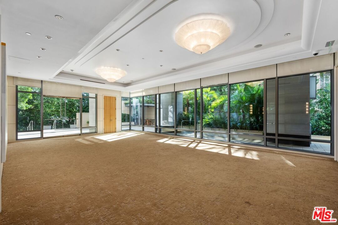 10800 Wilshire Blvd Unit: 702