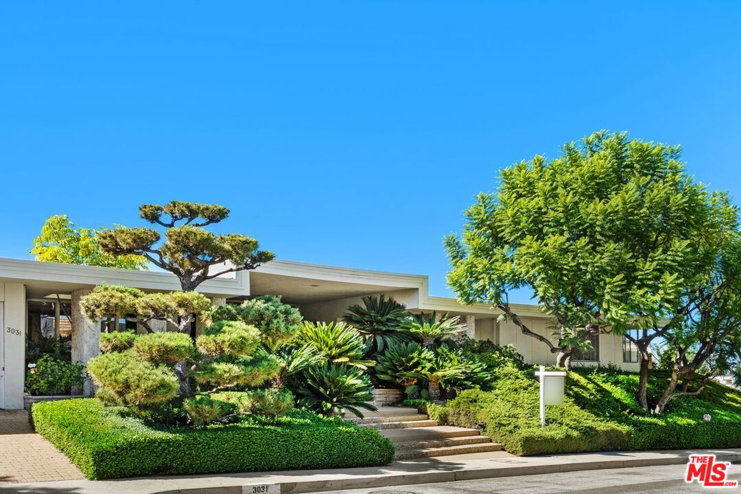 3031 Elvido Dr