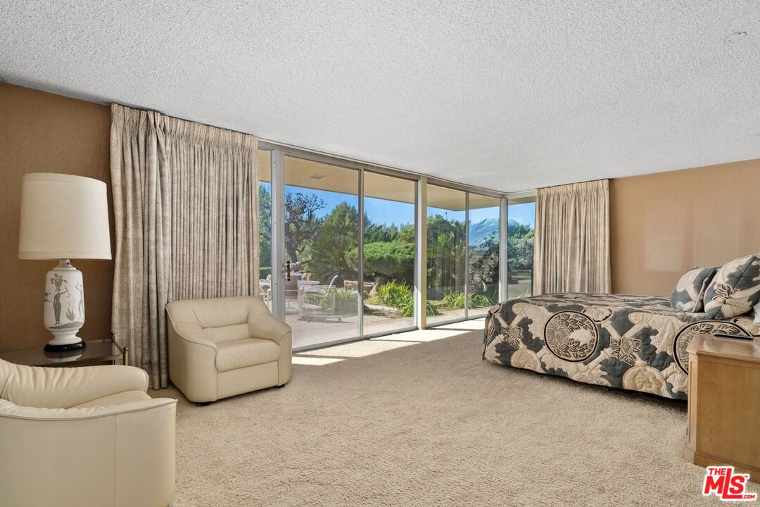 3031 Elvido Dr