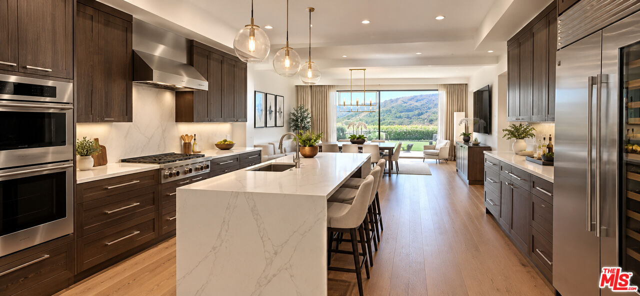 3031 Elvido Dr
