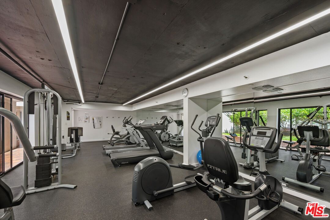 2960 Neilson Way Unit: 304