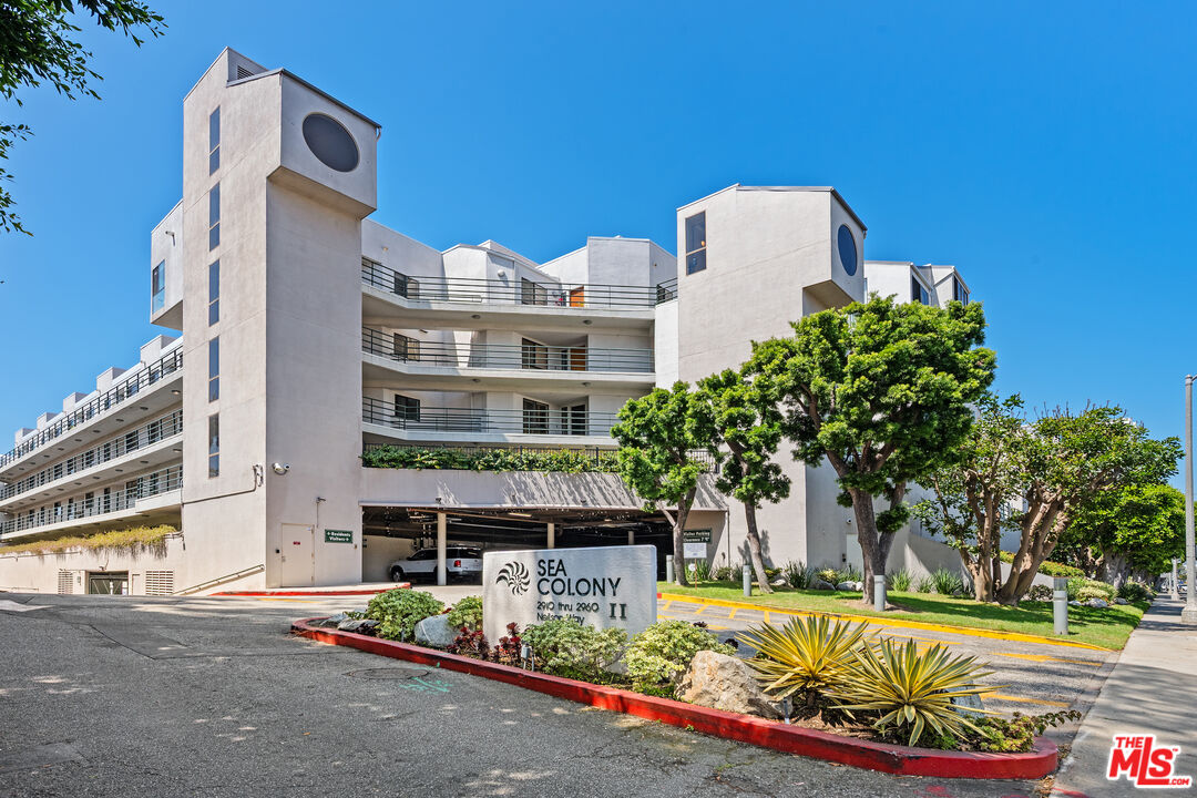 2960 Neilson Way Unit: 304
