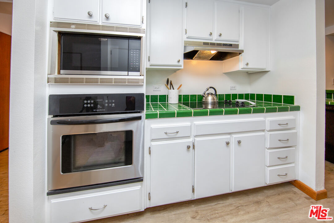 2960 Neilson Way Unit: 304