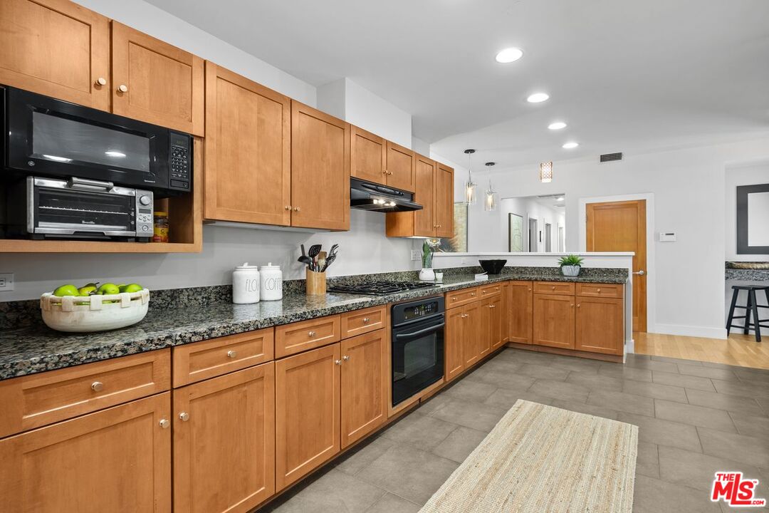 2601 Nichols Canyon Rd