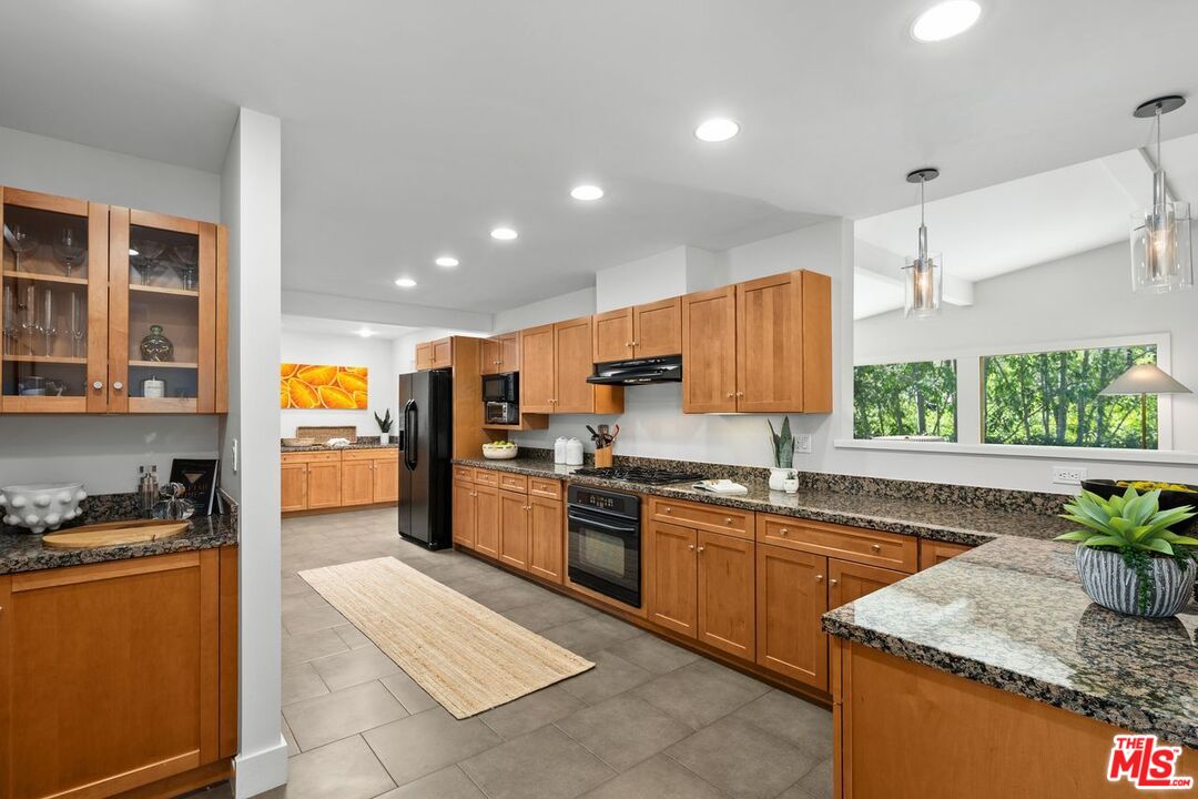 2601 Nichols Canyon Rd