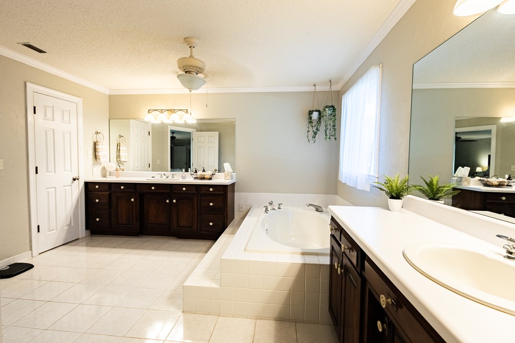 7013 Northgate Drive