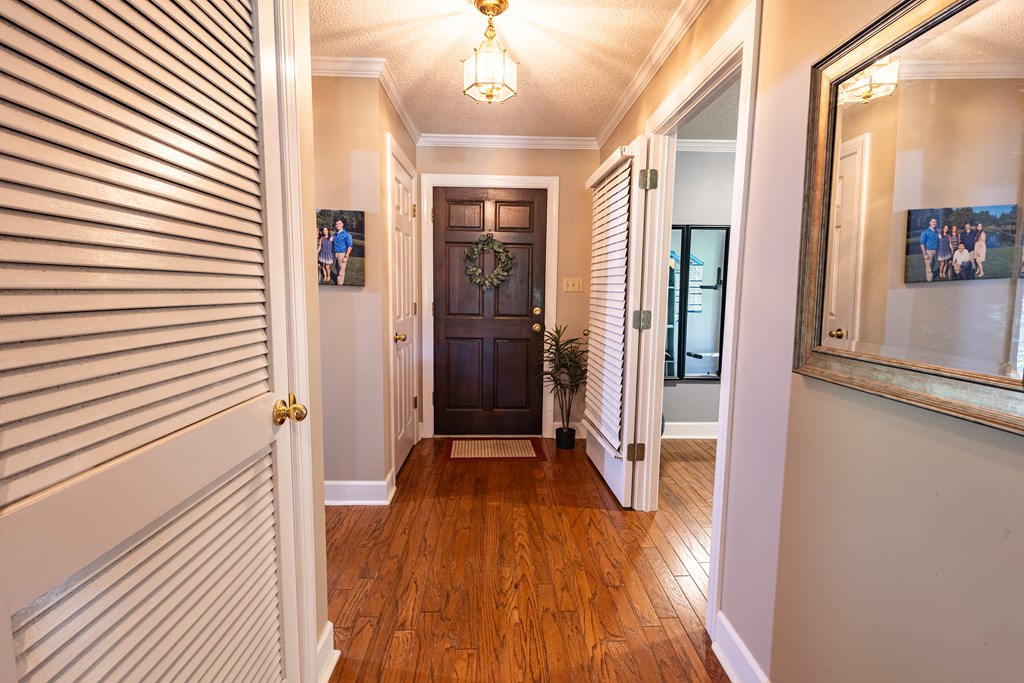 7013 Northgate Drive