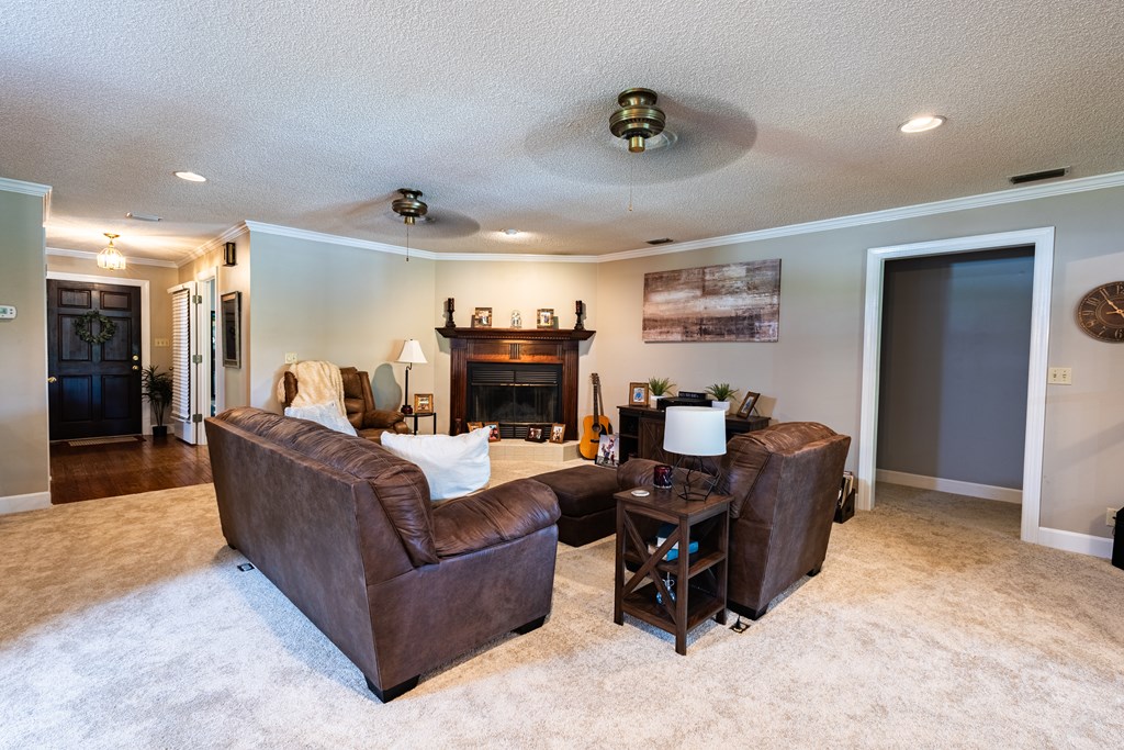 7013 Northgate Drive