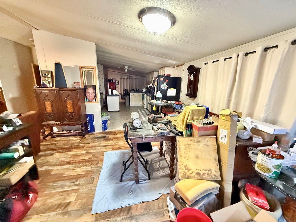 326 N Robinson