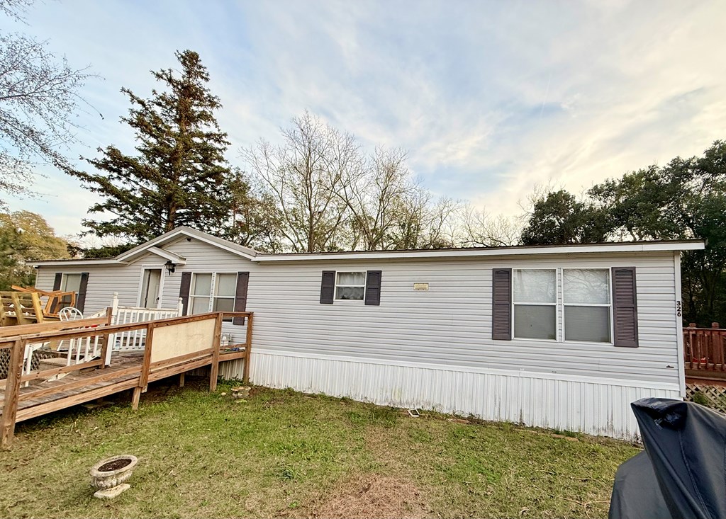 326 N Robinson