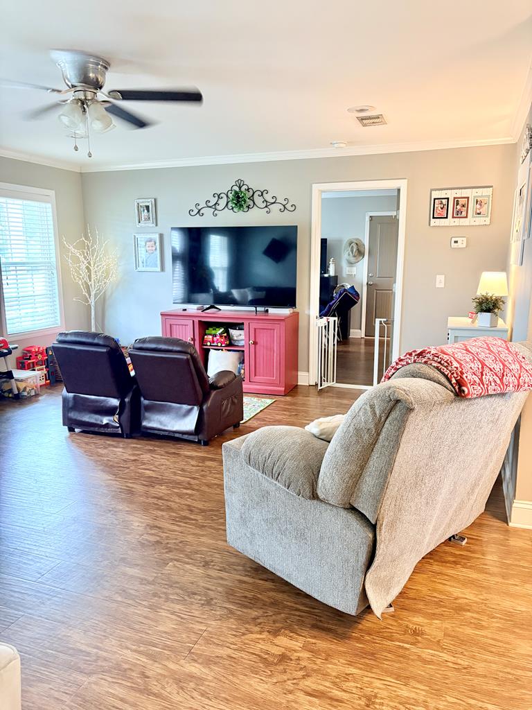 513 Spanish Moss Way