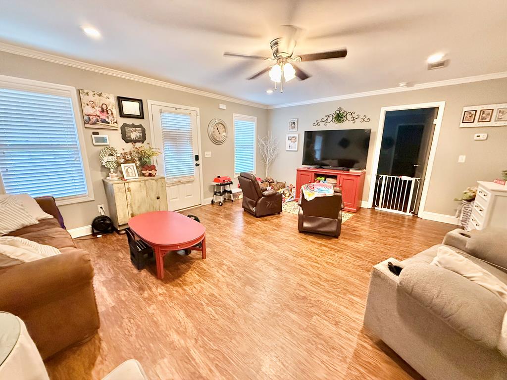 513 Spanish Moss Way