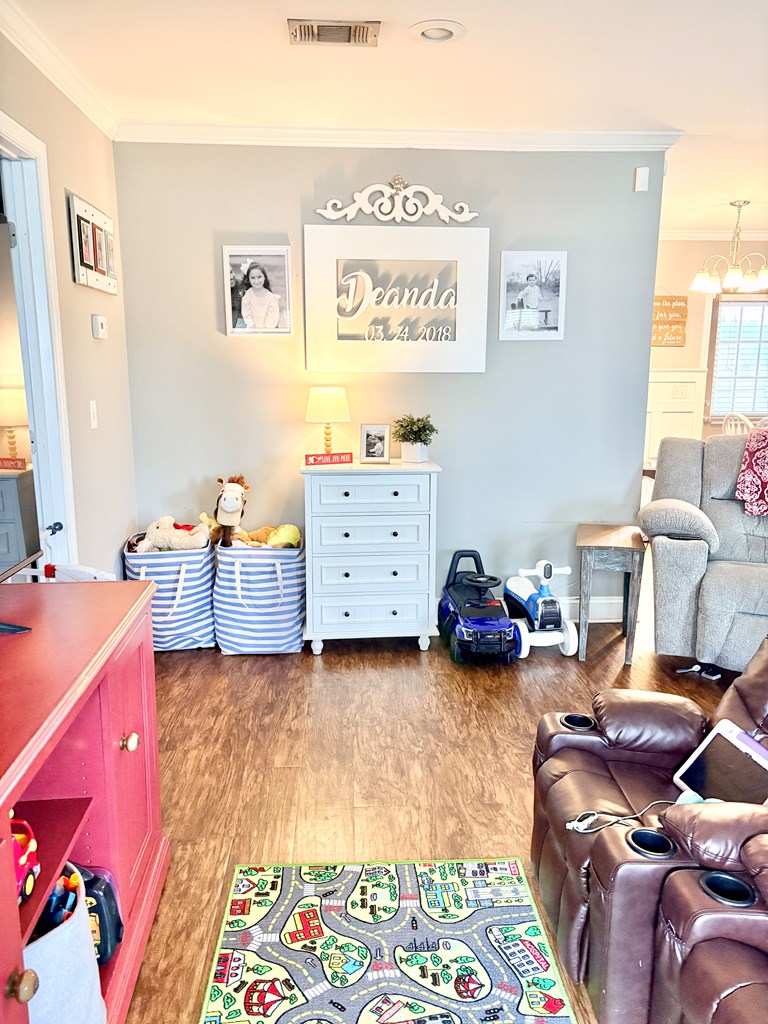 513 Spanish Moss Way