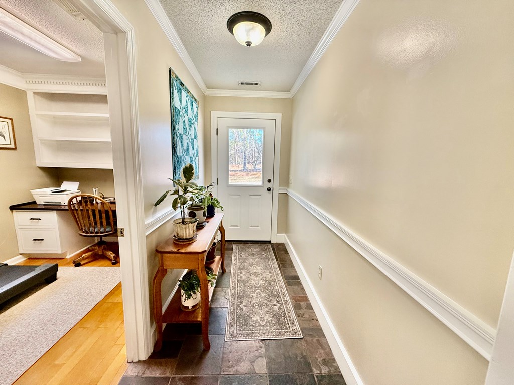 2118 Deer Run Circle