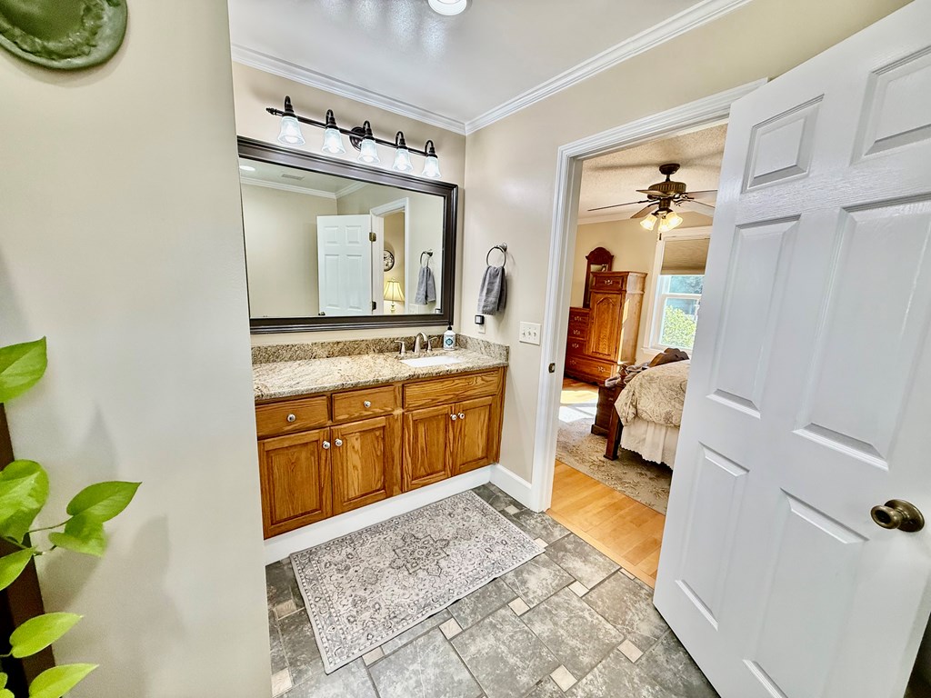 2118 Deer Run Circle