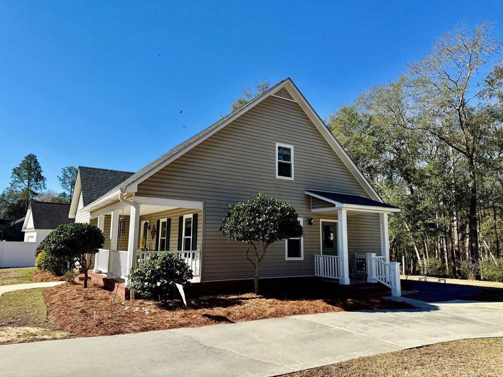 2118 Deer Run Circle