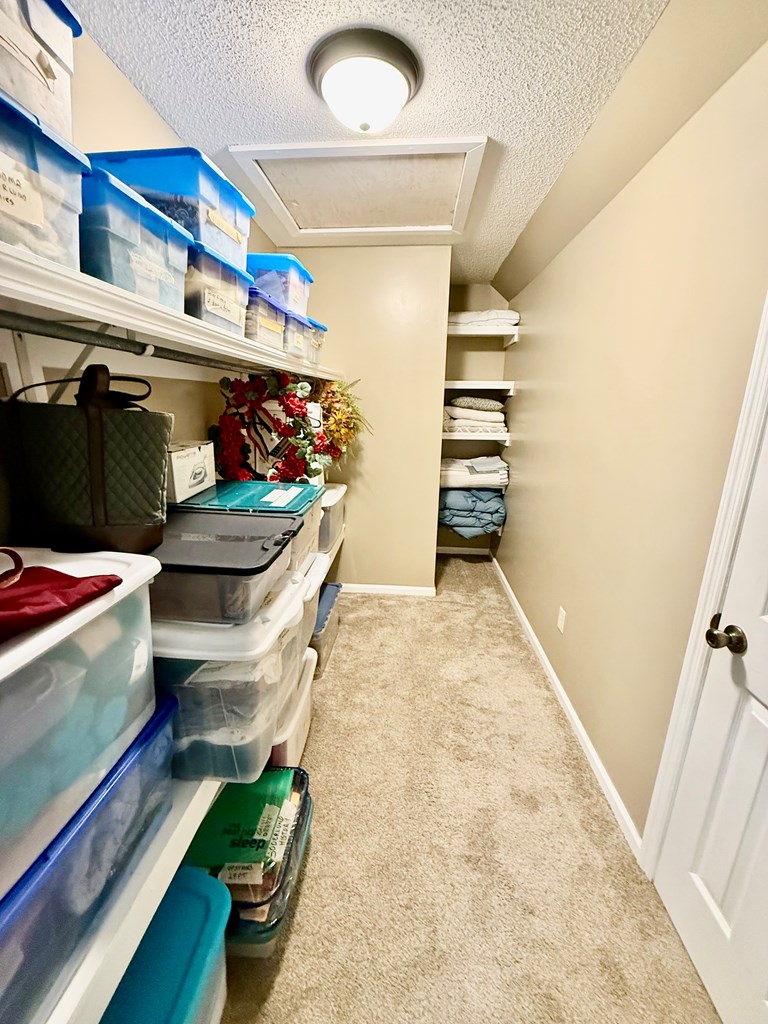 2118 Deer Run Circle