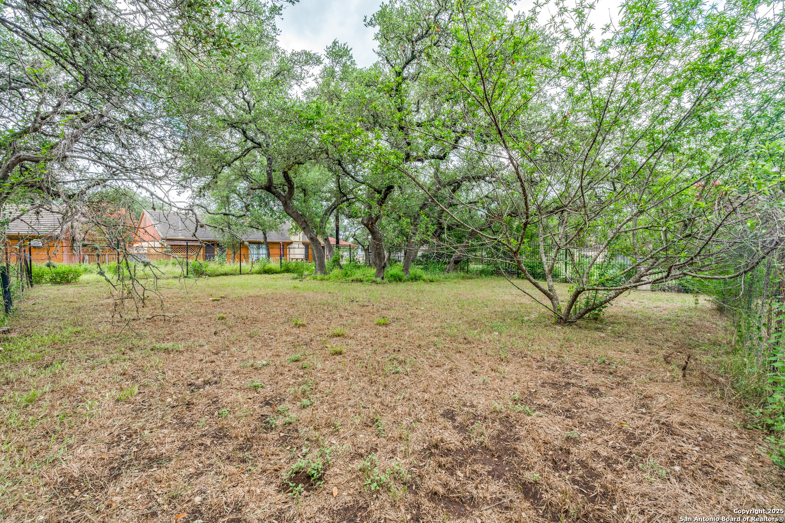 8470 Park Lane Dr