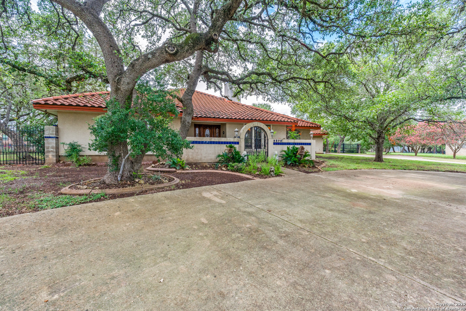 8470 Park Lane Dr