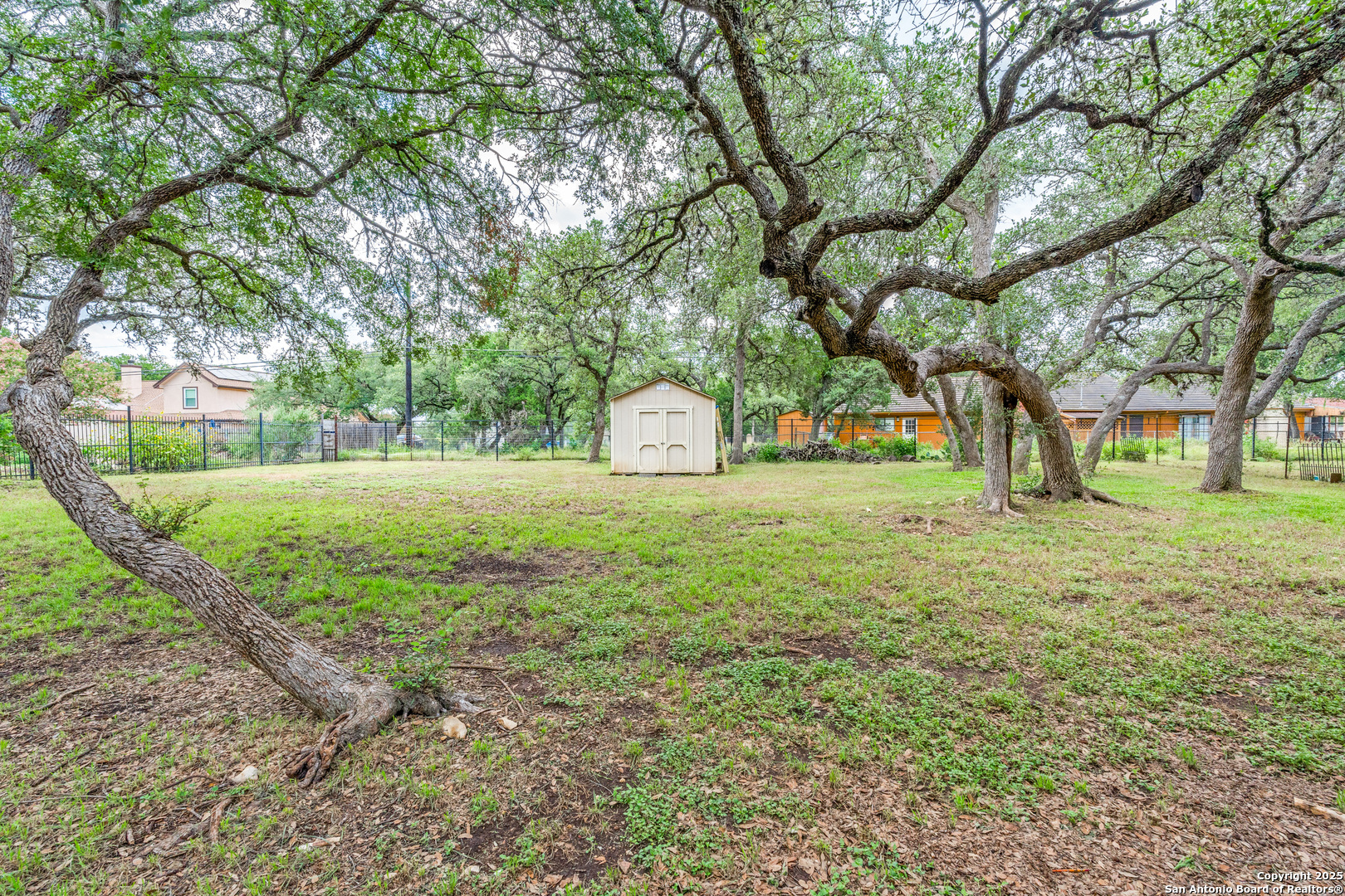 8470 Park Lane Dr