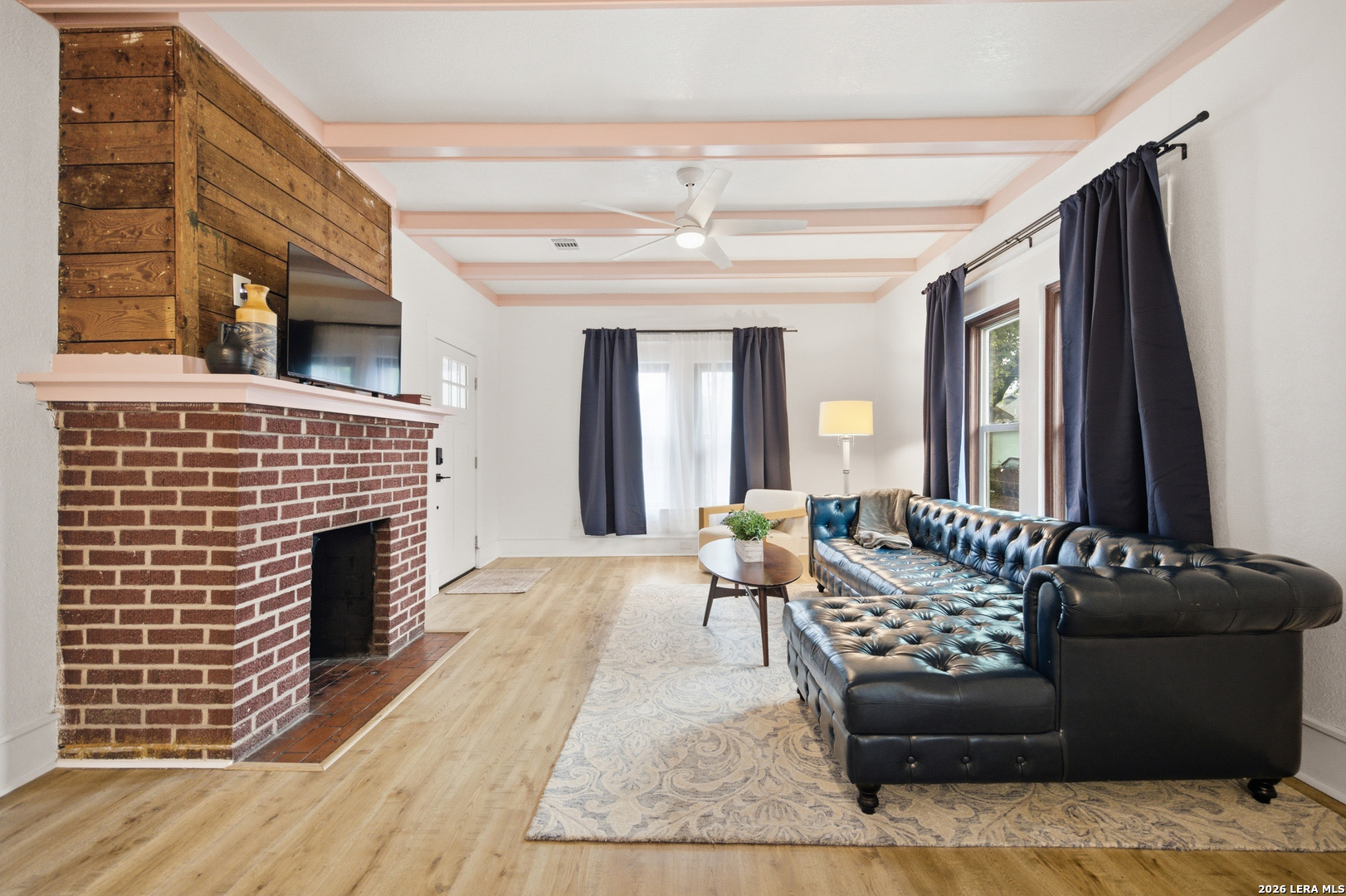 115 W HIGHLAND BLVD