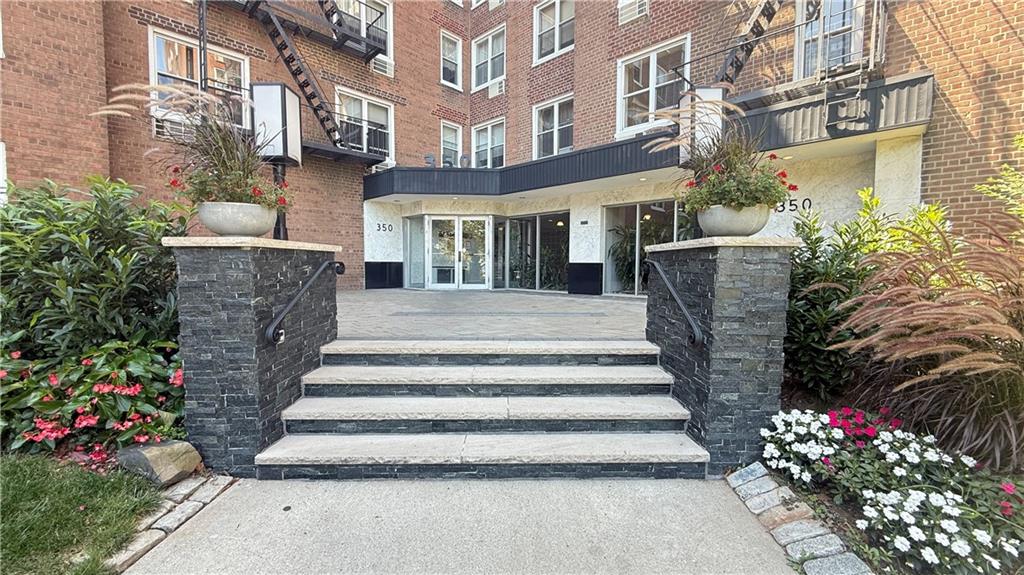 350 Richmond Terrace 7L